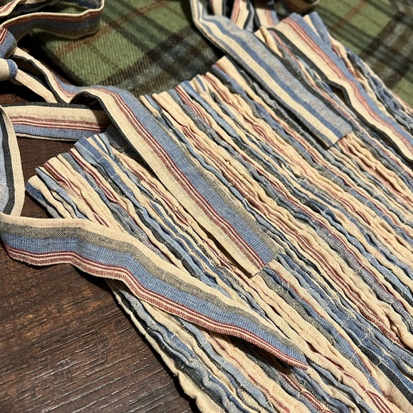 Linen Rouched Tie Tank Top - Picture 5 of 6